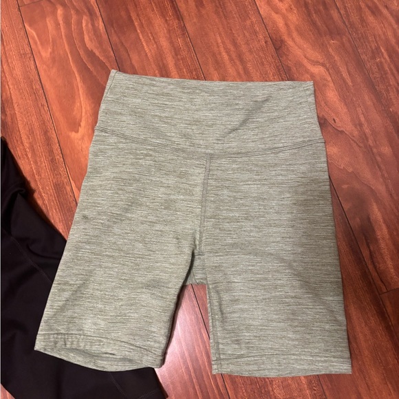 Women's Black, Green, and Purple Shorts Small - Picture 3 of 7